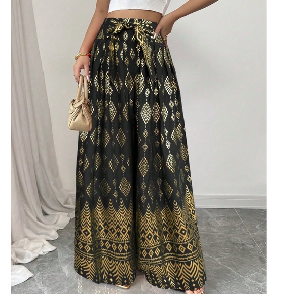 Boho Geo Print Stretchy Waist Wide Leg Pants - Picture 7 of 10